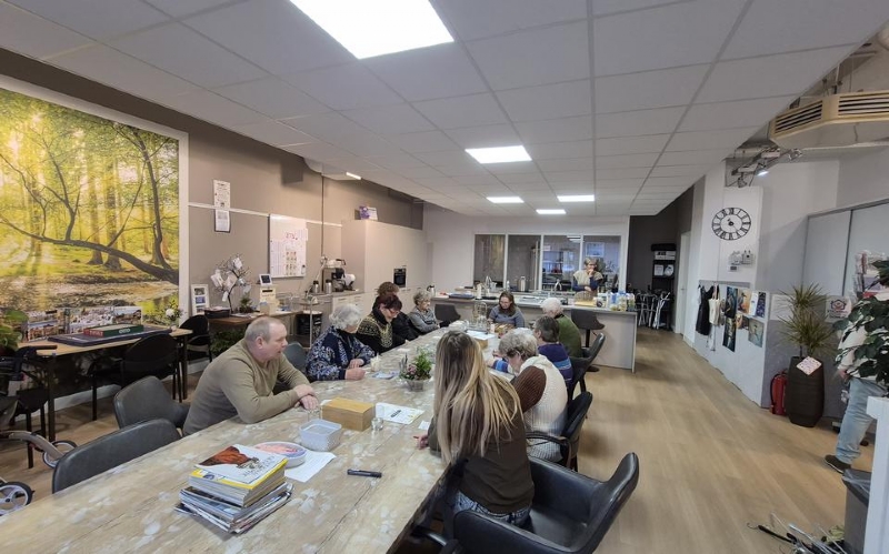Nieuw in Biddinghuizen: De Dementie Huiskamer – een rustige plek voor ontmoeting en ondersteuning